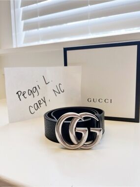 Gucci Black Leather Belt with Silver-Tone Buckle